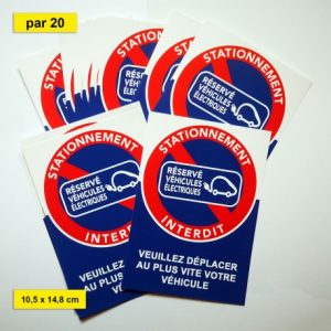 Autocollant « Réservé véhicules électriques »