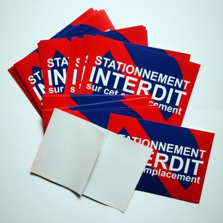 Autocollant « Stationnement interdit sur cet emplacement », petit format, vue 2